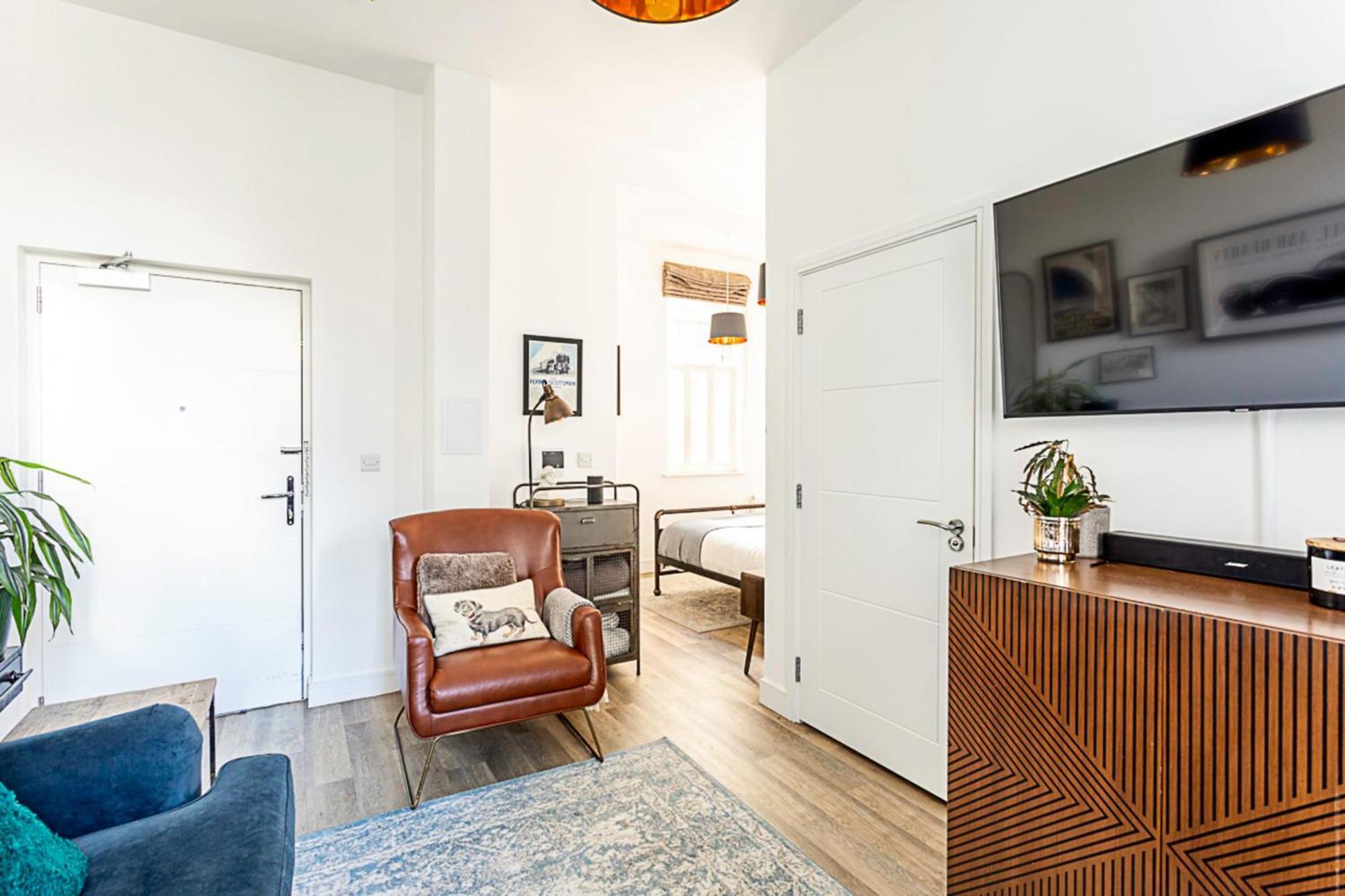 Contemporary Victorian *